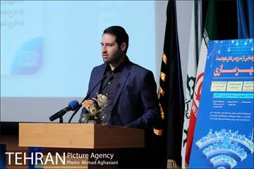 رونمایی از سرویس های هوشمند شهرسازی در «تهران من» 11