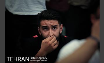 تماشای بازی تیم های ملی ایران و اسپانیا در پردیس سینمایی چارسو  35