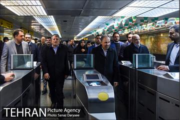 خدمات رسانی مترو تهران در روز ۲۲ بهمن 1