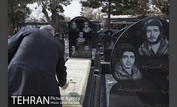 بازدید عبدالرحیم کرکه‌آبادی از سازمان بهشت زهرا (س)  25