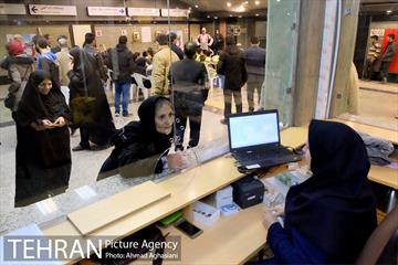 اجرای برنامه تاتر ترافیکی برای کودکان و دانش آموزان در مترو  راه آهن 8