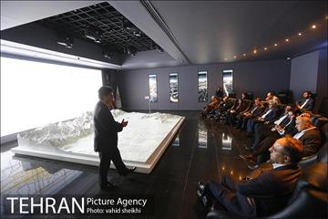 بازدید مدیرعامل شرکت ملی پست ایران و معاون وزیر ارتباطات از رصدخانه شهری تهران 18