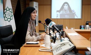 نشست خبری مشاور شهردار و مدیرکل امور بانوان شهرداری تهران 5