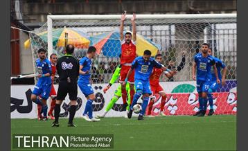 دیدار تیم‌های فوتبال استقلال تهران - سپیدرود رشت 9