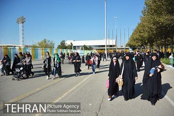 همایش شیرخوارگان حسینی در استادیوم آزادی-1 12