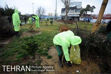 خدمات شهرداری تهران در پایان راهپیمایی یوم الله 22 بهمن 2