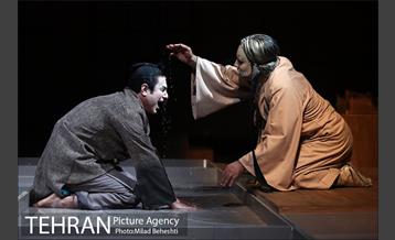 نمایش افسون معبد سوخته‎ 21