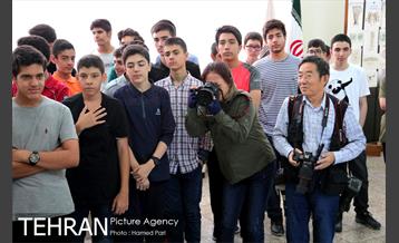 بازدید شجاع پوریان و دانش آموزان از موزه ملی ایران 15