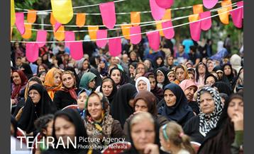 جشن بزرگ جوانان و افتتاح اولین رادیو محلی 6