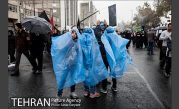راه پیمایی مردم تهران در روز اربعین  17