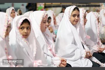 جشن تکلیف دختران نومکلف منطقه ۱۵ 12