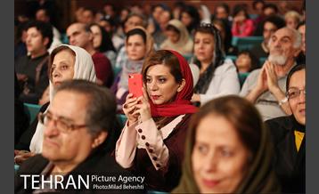 جشن برگزیدگان کانون تاتر کودک و نوجوان‎ 5