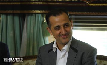 دیدار سه داور بین‌المللی فوتبال با شهردار تهران 2