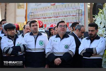 تشییع پیکر شهید آتش‌نشان «قریب رضا دارابی» -1 34