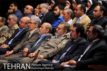 آیین افتتاح یادمان شهدای باغ موزه دفاع مقدس 19