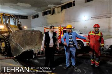 تلاش شبانه برای نجات آتش نشانان بازمانده در پلاسکو 4