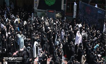 عزاداری ظهر عاشورا در امامزاده صالح (ع) 24