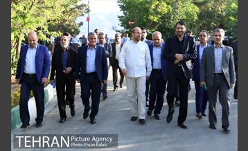 بازدید شهردار تهران از آخرین مراحل ساخت فاز2 باغ پرندگان 2