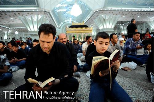 احیای شب نوزدهم ماه مبارک رمضان در حرم امام خمینی(ره) 1