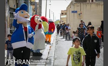 کارناوال عروسکی منطقه ۱۲