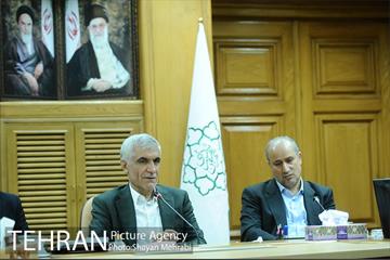 دیدار اعضای فدراسیون فوتبال با شهردار تهران 36