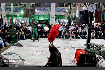 تعزیه در تکیه تجریش 15