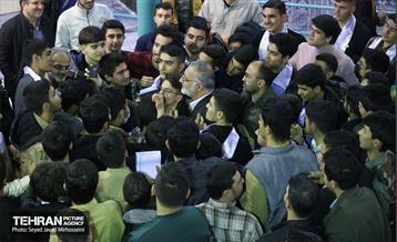 نشست صمیمانه شهردار تهران با دانش آموزان بسیجی سراسر کشور 6