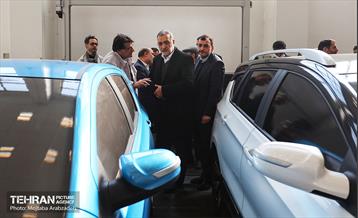 بازدید شهردار تهران از مرکز تحقیقات و نوآوری شرکت سایپا 12
