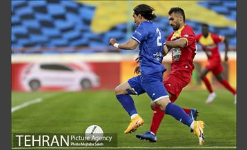 دیدار تیم های فوتبال استقلال و فولاد خوزستان 4