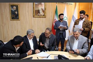 بازدید مدیرکل سرمایه انسانی از شرکت واحد اتوبوسرانی 5
