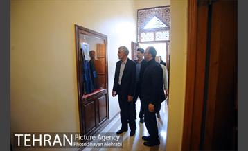 بازدید شهردار تهران از موزه مقدم به مناسبت روز تهران 22