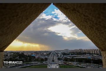 تور عکاسی از مجموعه فرهنگی برج آزادی 35