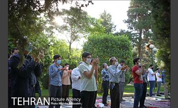 نماز عید فطر در دانشگاه تهران 12