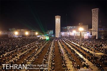 مراسم شام غریبان در میدان امام حسین(ع) 25
