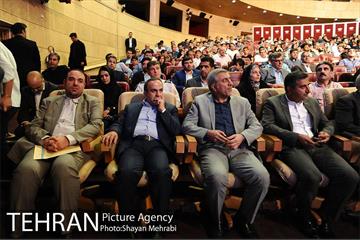 آیین تجلیل از جان باختگان و آسیب دیدگان حین خدمت شهرداری تهران 15
