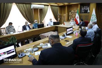 جلسه دکتر زاکانی با اعضای هیئت مدیره باغ موزه دفاع مقدس 11