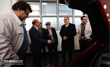 بازدید شهردار تهران از مرکز تحقیقات و نوآوری شرکت سایپا 9