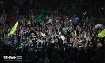 مهمانی ۱۰ کیلومتری عید غدیر در تهران - 3 18