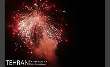 نورافشانی دریاچه شهدای خلیج فارس به مناسبت جشن نیمه شعبان‎‎ 10