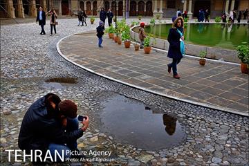 عمارت مسعودیه در میدان بهارستان 16