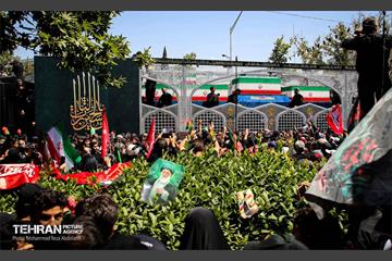 تشییع پیکر آقای شهید ایران - ۲ 3