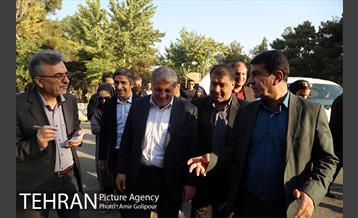 بازدید رئیس شورای شهر تهران از بوستان جنگلی چیتگر 2