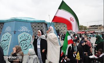 اجتماع «دختران آرمانی» 11