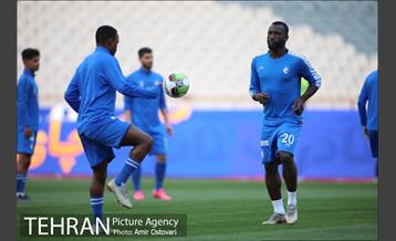 دیدار تیم های استقلال تهران و استقلال خوزستان 1