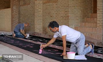 آماده سازی ۴۰۰ تیغه علامت منقش به القاب اباعبدالله الحسین(ع) 14