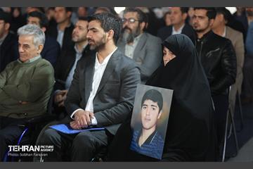 آیین افتتاح بسته شرکت ساماندهی مشاغل 10