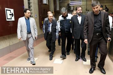 مترو سواری شهردار تهران به مناسبت روز جهانی بدون خودرو 5