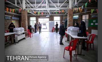 حضور مردم در انتخابات شورایاری محلات شهر تهران - ۲ 12