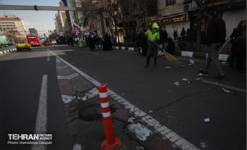 خدمات شهرداری تهران در پایان راهپیمایی ۲۲ بهمن 13