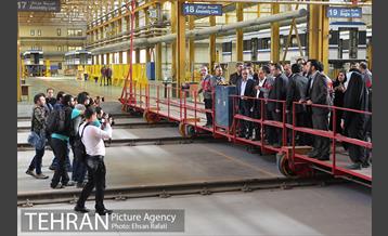 بازدید دکتر نجفی از واگن سازی پارس 15